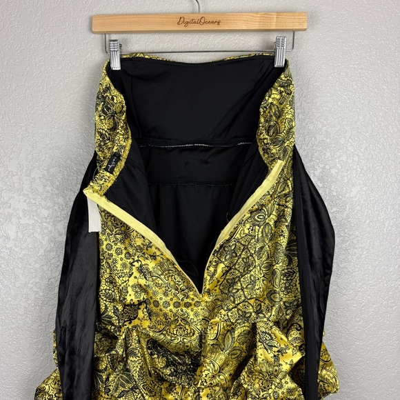 Y2K Ruby Rox NWT Bubble Hem Strapless Dress, Yellow & Black 11 - Damask, Mini - Picture 8 of 13